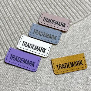 Kunstleren label Model EP-M124 Kunstleren labels - EP-M124